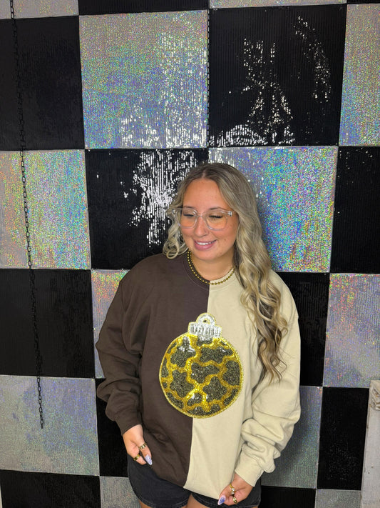 Split Crewneck Brown/Sand- Sequins Cow Print Ornament